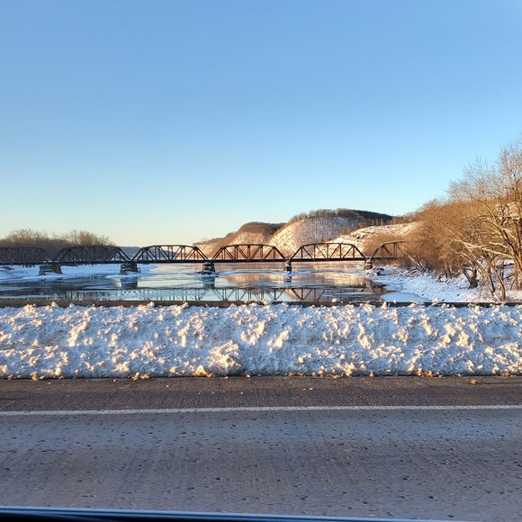 Meet your Posher, Nicole - Picture 1 of 1